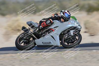 media/Dec-04-2025-Racers Edge (Thu) [[5ebc9f124d]]/3-B Group/2-Session 1 (Turn 4 Entry)/